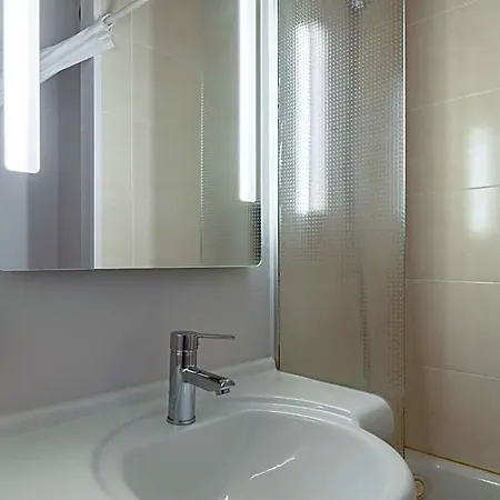 Le Havre 1 Hotel 2*